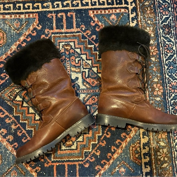 Vintage Sorel Leather Faux Fur-Lined Boots - Picture 8 of 8